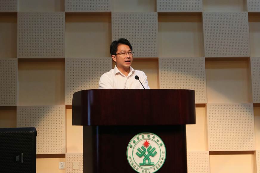 说明: D:\2019年新闻\4月22日 顺德厨师学院\选\美姑\9R4A0159.JPG