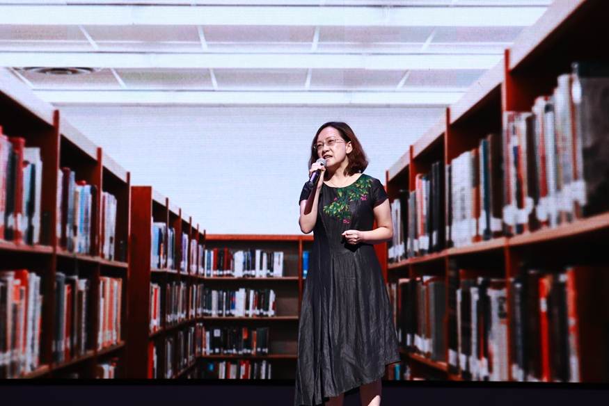 说明: D:\2019年新闻\6月27日 艺术节闭幕式\微信图片_201906281723432.jpg