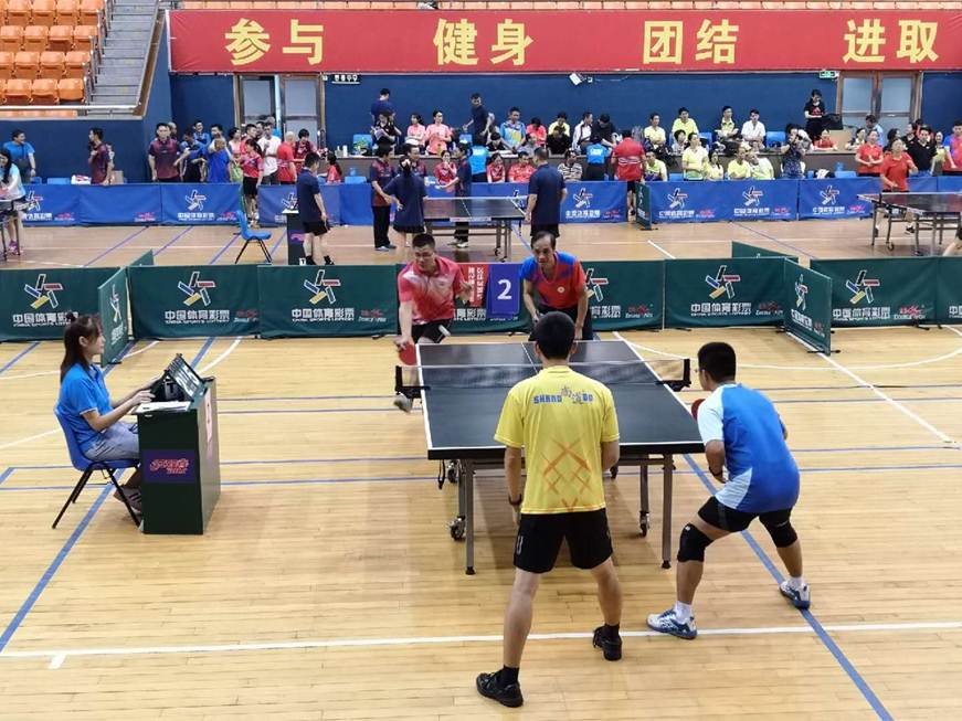 说明: D:\2019年新闻\190909 工会 永利官网教职工乒乓球队首次参加第七届顺德区直属机关运动会\5、现场.jpg
